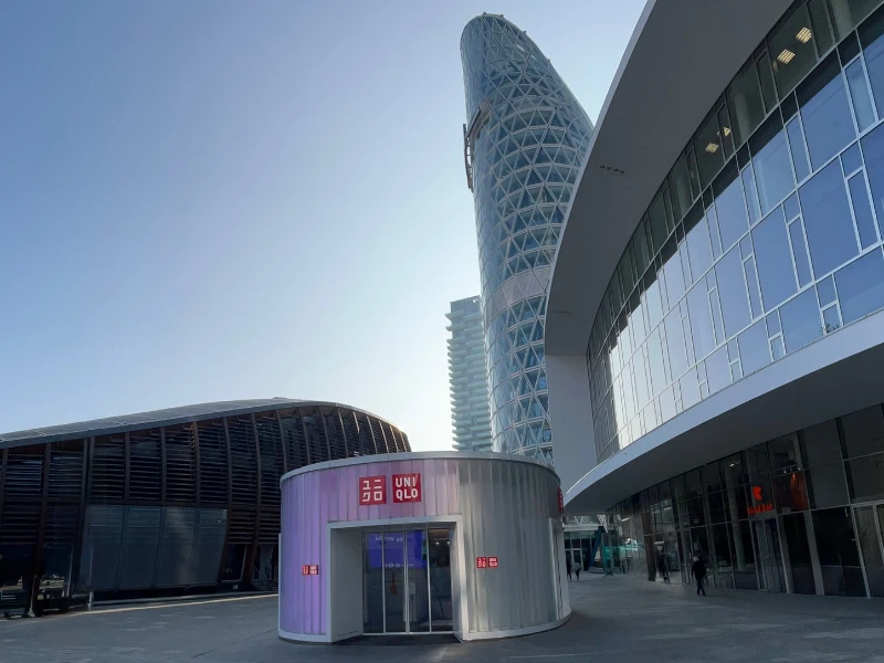 bussola-d-ingresso-store-uniqlo-10