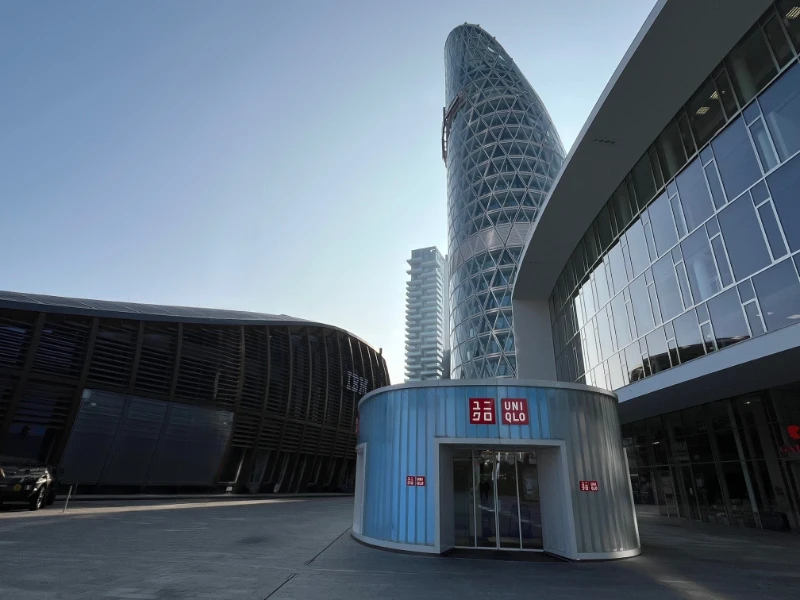 bussola-d-ingresso-store-uniqlo-13