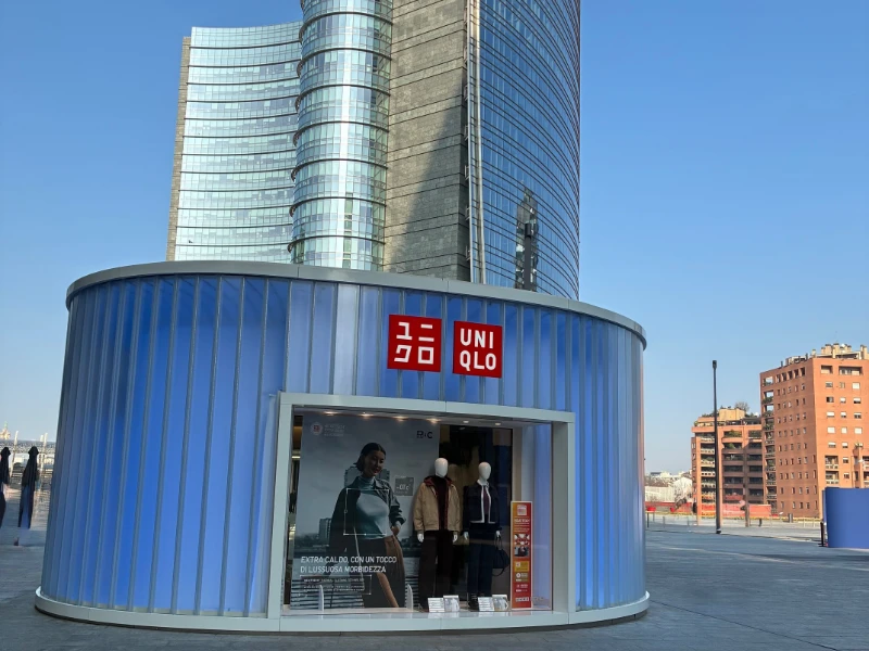 bussola-d-ingresso-store-uniqlo-16
