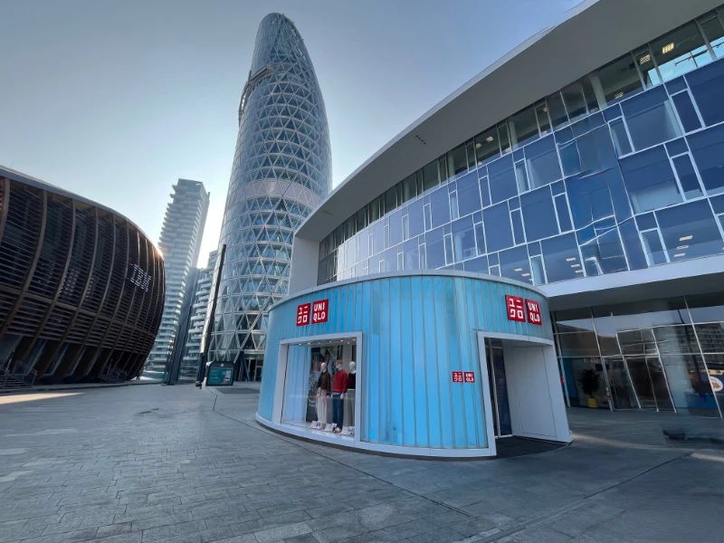 bussola-d-ingresso-store-uniqlo-7